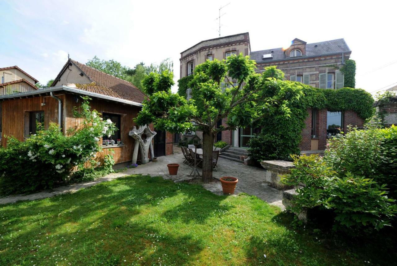 Bed and Breakfast La Rosace Chartres Exterior foto